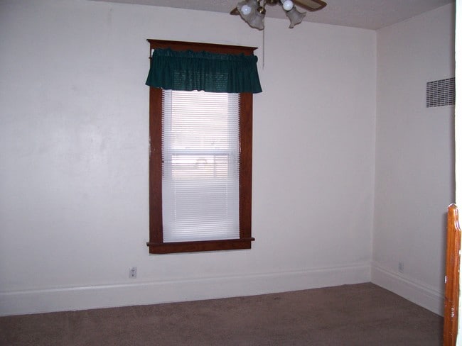 Photo - 501 N Hesperia St