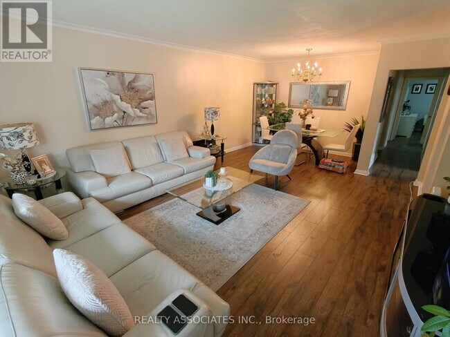 Photo - 69 Cornerbrook Dr