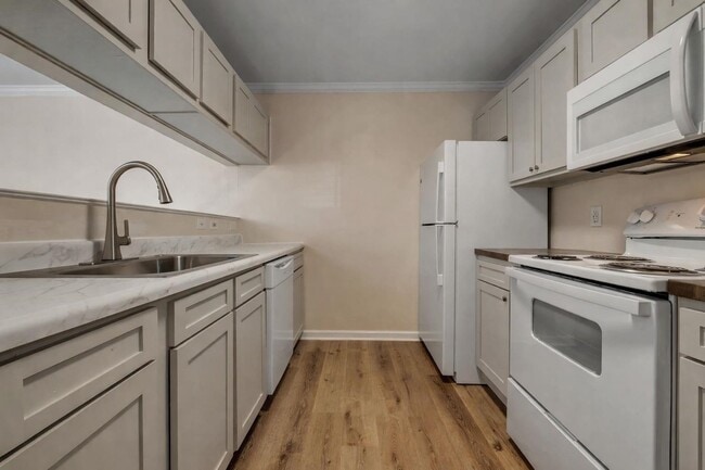 Photo - 1300 Ocala Rd