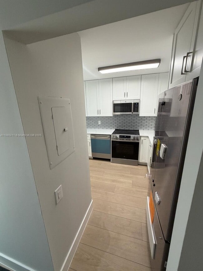 Photo - 101 NE 8th Ave