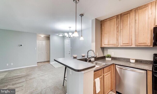 Photo - 10300 Appalachian Cir Unit 307