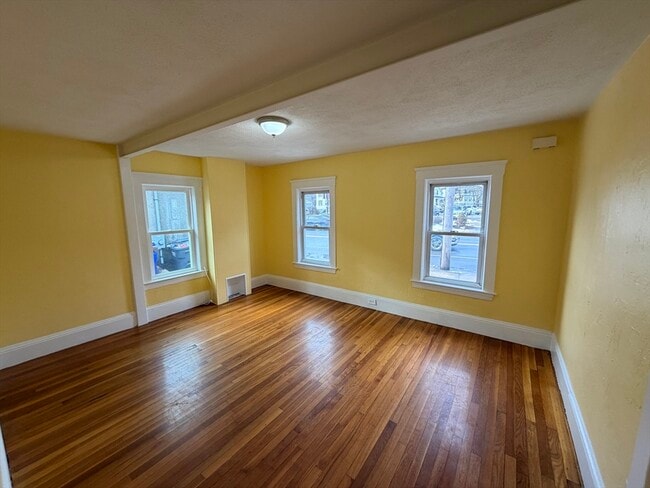 Photo - 79 E Main St Unit 1