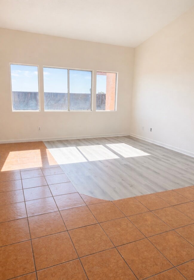 Living Room - 1332 Jefferson St