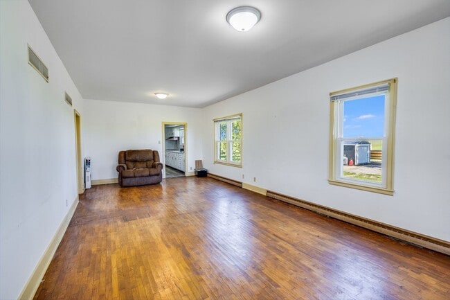 Photo - Charming 2 Bedroom, 1 Bathroom Rural Home for Rent