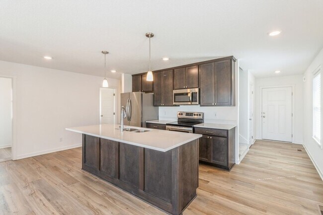 Photo - NEAR WAUKEE NORTHWEST!! 4 bedroom, 3 Bath Home In Waukee.