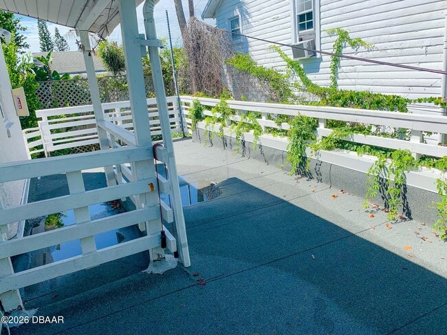 Photo - 411 N Oleander Ave Unit 5