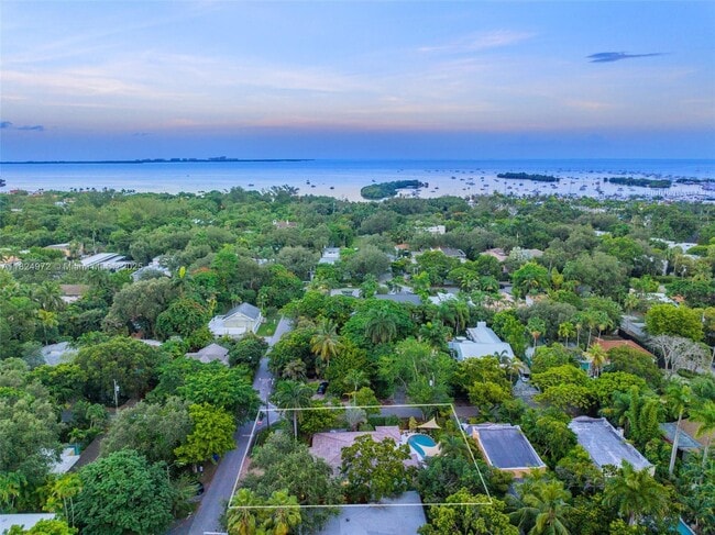 Photo - 3080 Calusa St