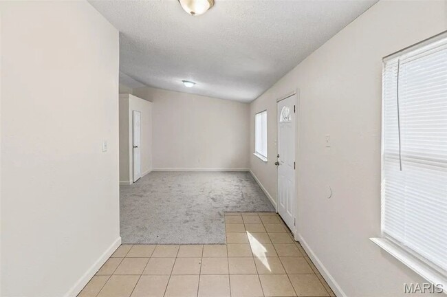 Photo - 502 St Thomas Ln