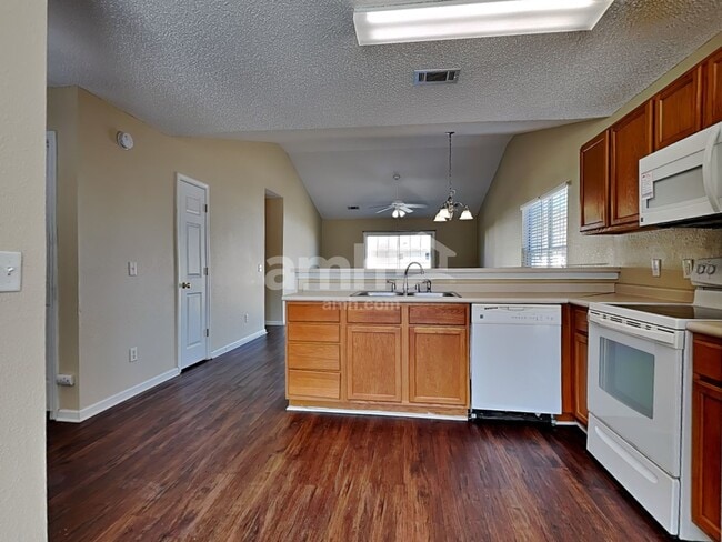 Photo - 64 Cordage Cir