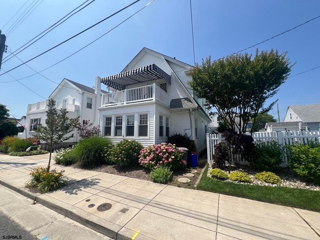 112 N Belmont Ave