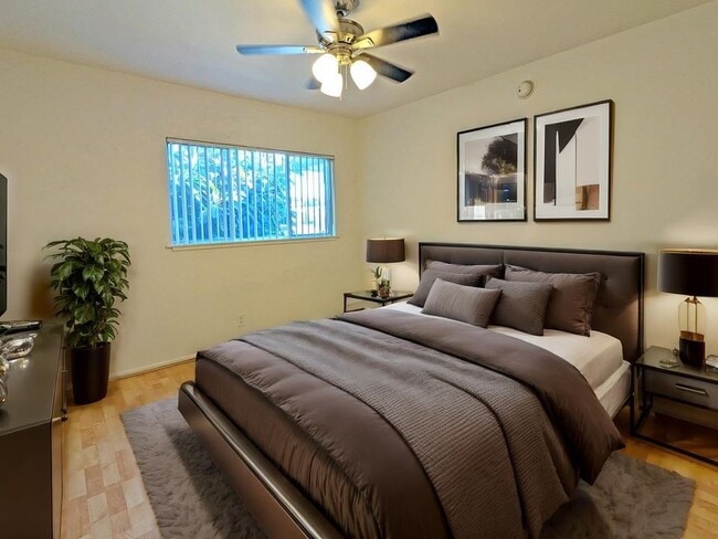 Photo - 3408 Mentone Ave Unidad 5