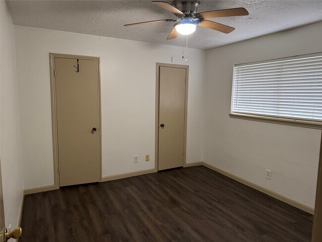 Photo - 11230 Angelique Dr