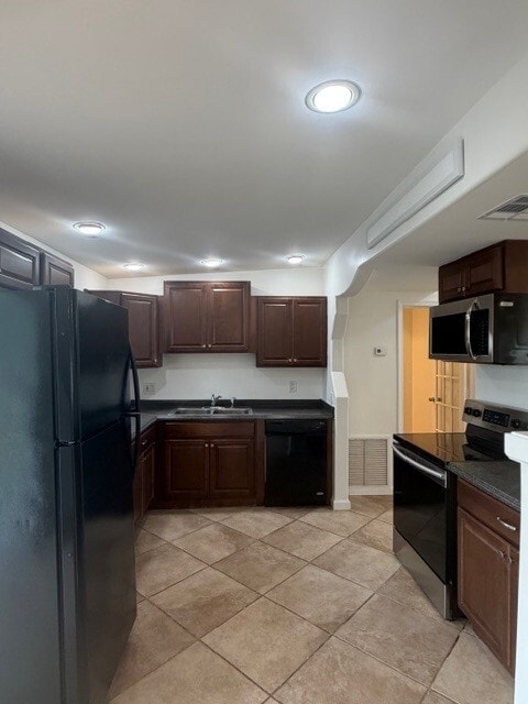 Photo - 3652 Gull Rd