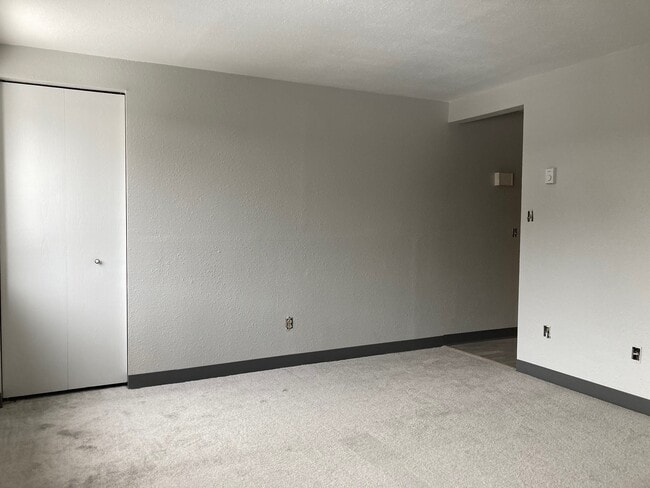 Photo - 503 Kellywood Mnr Unit 503 B