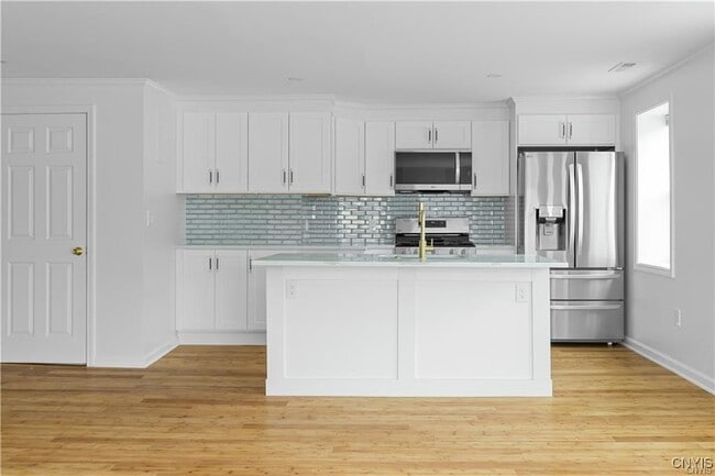 Photo - 238 Oriskany Blvd