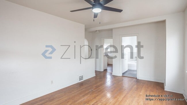 Photo - 1390 E Santa Clara St