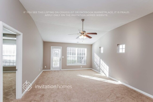 232 Topaz Dr