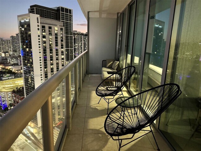 Photo - 888 Biscayne Blvd