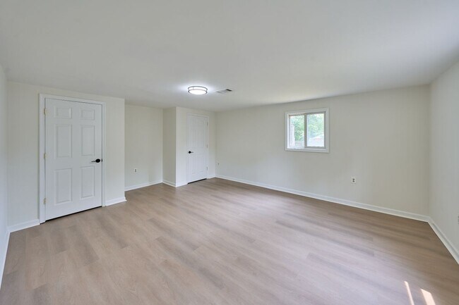 Photo - 2924 Gracefield Rd