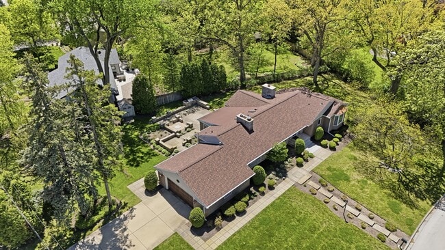 Photo - 29 Brookdale Ln