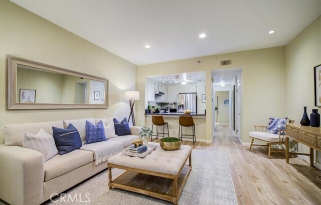 Photo - 720 W 4th St Condo Unit 112