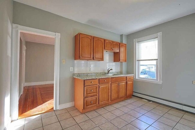 Photo - 11 Harnden Rd Unit 2