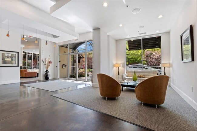 Photo - 870 Inman Vlg Pkwy NE Unit 218