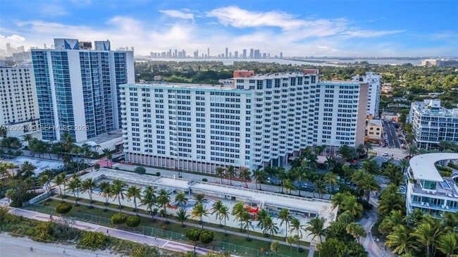 Photo - 2899 Collins Ave Unit 702