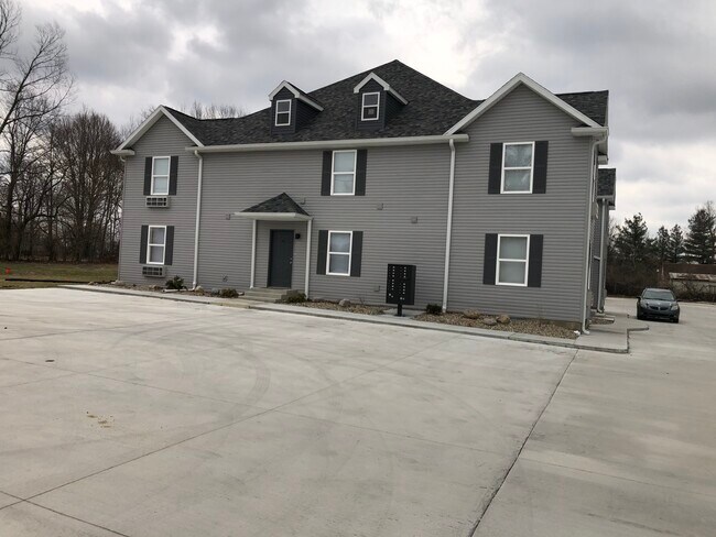 BUILDING VIEW - 6301 W Kilgore Ave Unit # 7