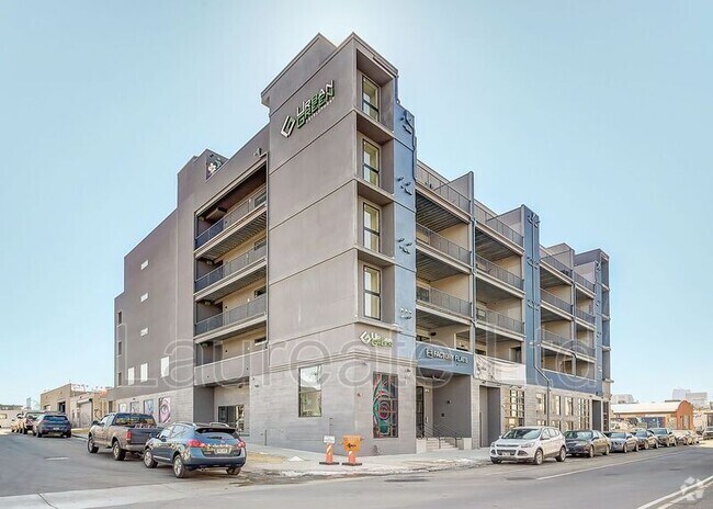 Building Photo - 3198 Blake St Unit #502 Rental