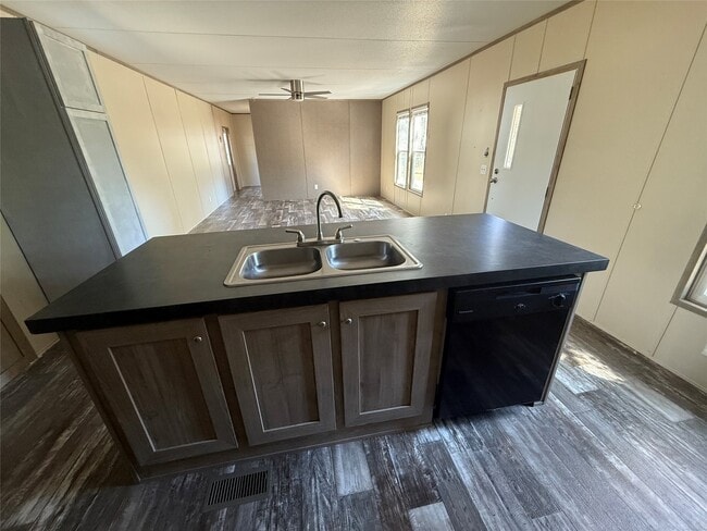 Photo - 37019 Gossamer Ln