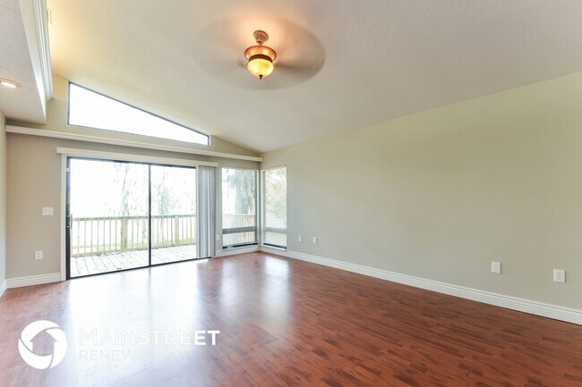 Photo - 8316 Brandeis Cir W