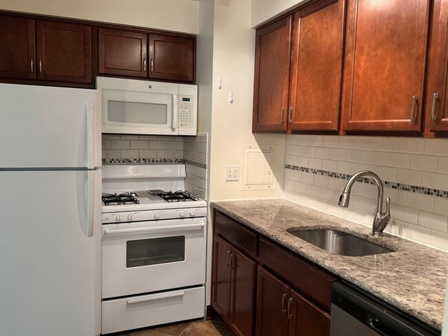 Photo - 1249 Island Dr Unit 102