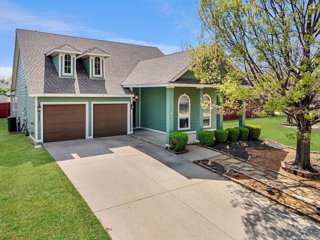 Building Photo - 9865 Tanglebrush Dr