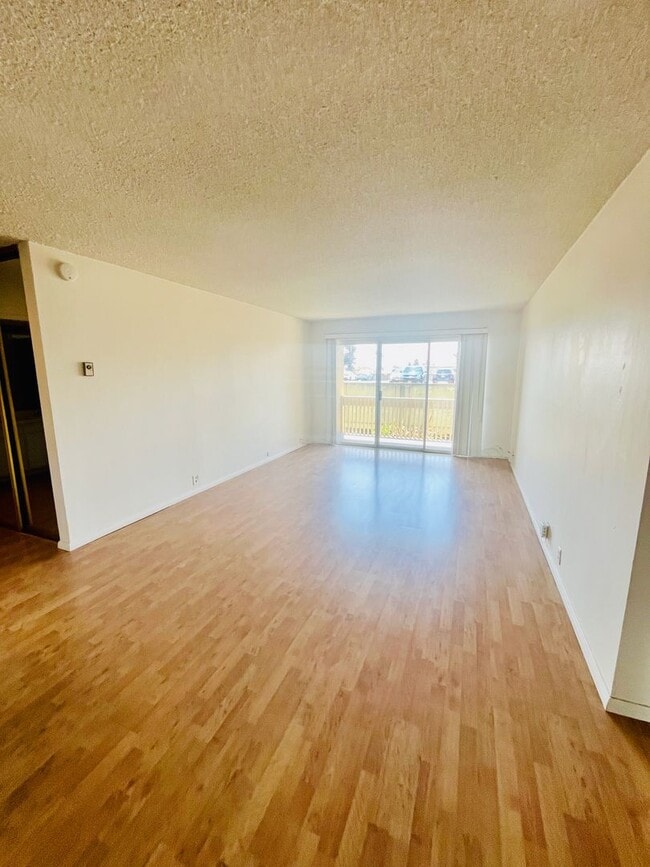Photo - 1775 Diamond St Unidad 119