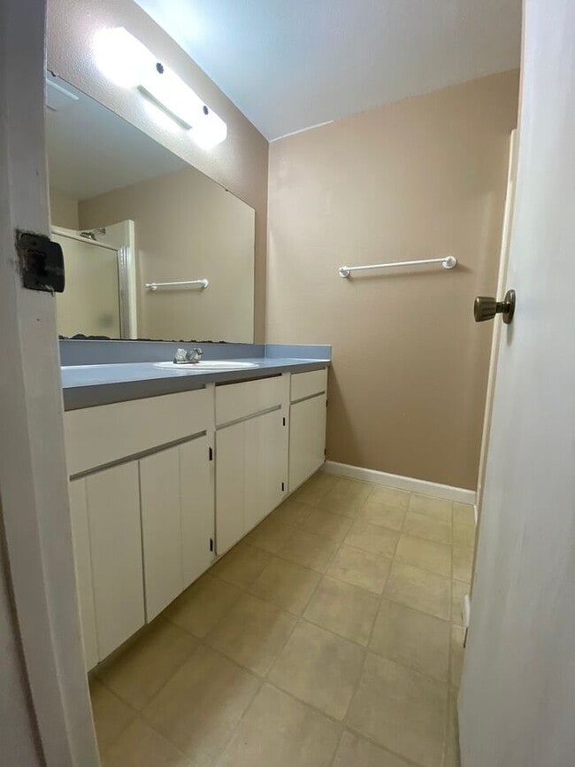 Photo - Wonderful 3 Bedroom Duplex in Puyallup!