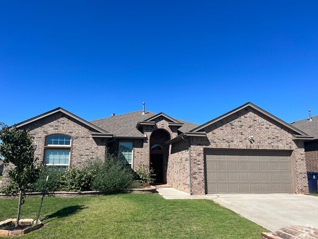 Building Photo - 4  bed 2 bath 2 car in Mustang Schools Rental