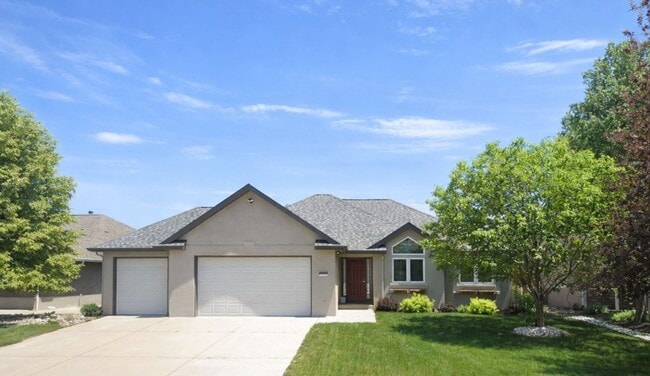 Building Photo - 322 N 50th Ave