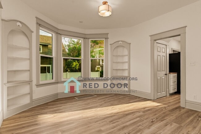 Photo - Beautiful  4-bedroom, 2-bathroom home