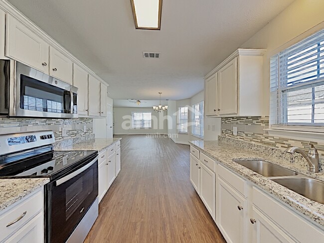 Photo - 626 Mable Dr