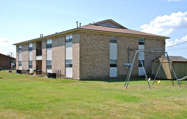 Photo - 108 W Godley Ave