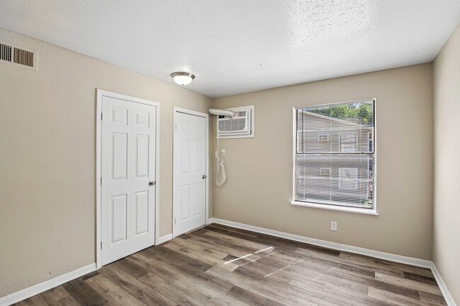 30-web-or-mls-644 Sundown Dr-S0907-002.jpg