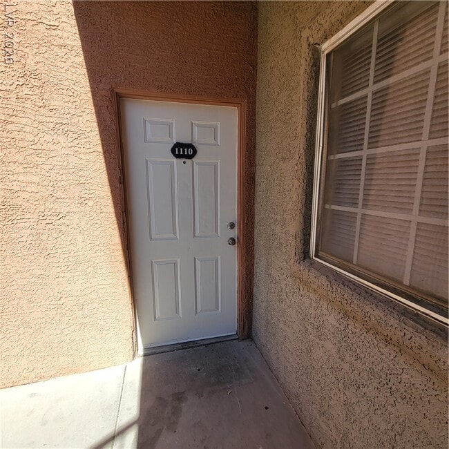 Building Photo - 4730 E Craig Rd Unit 1110