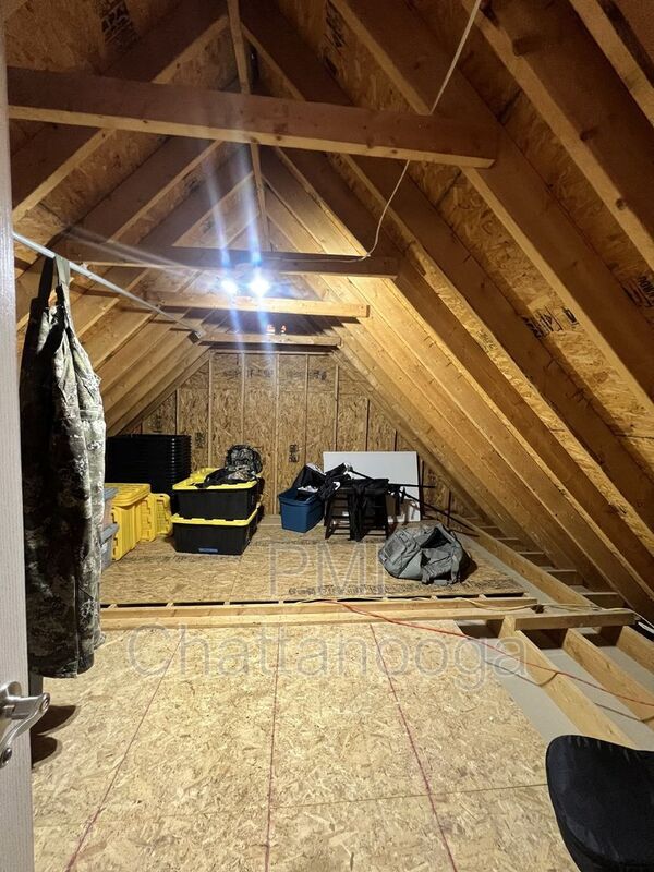 Photo - 7475 British Rd