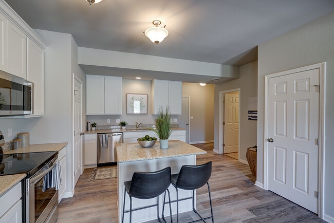 Photo - 619 McKay Way Unit 3
