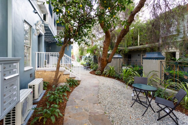 Photo - 1350 N Alta Vista Blvd Unit 1350