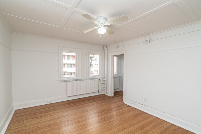 Photo - 100 Vaughan Rd Unit 17