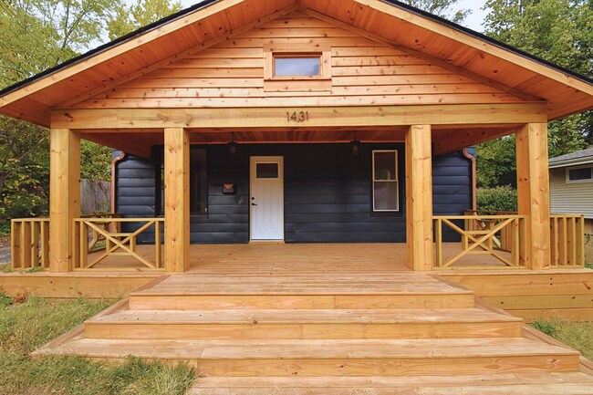 Photo - 1431 E Rouse Ave