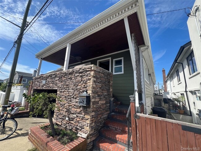 Building Photo - 67 Rochester Ave Rental