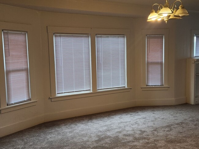 Photo - d1128 Unit 1